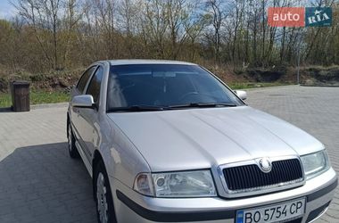 Ліфтбек Skoda Octavia 2003 в Чорткові