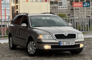 Універсал Skoda Octavia 2006 в Дніпрі