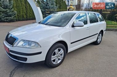 Універсал Skoda Octavia 2012 в Чернігові