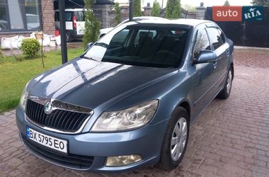 Лифтбек Skoda Octavia 2012 в Остроге