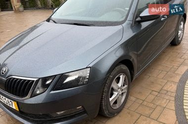 Універсал Skoda Octavia 2017 в Тернополі