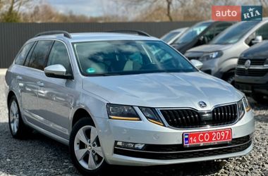 Універсал Skoda Octavia 2017 в Дрогобичі