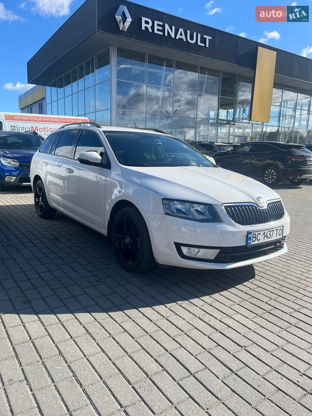 2016 Skoda Octavia - мініатюра 2
