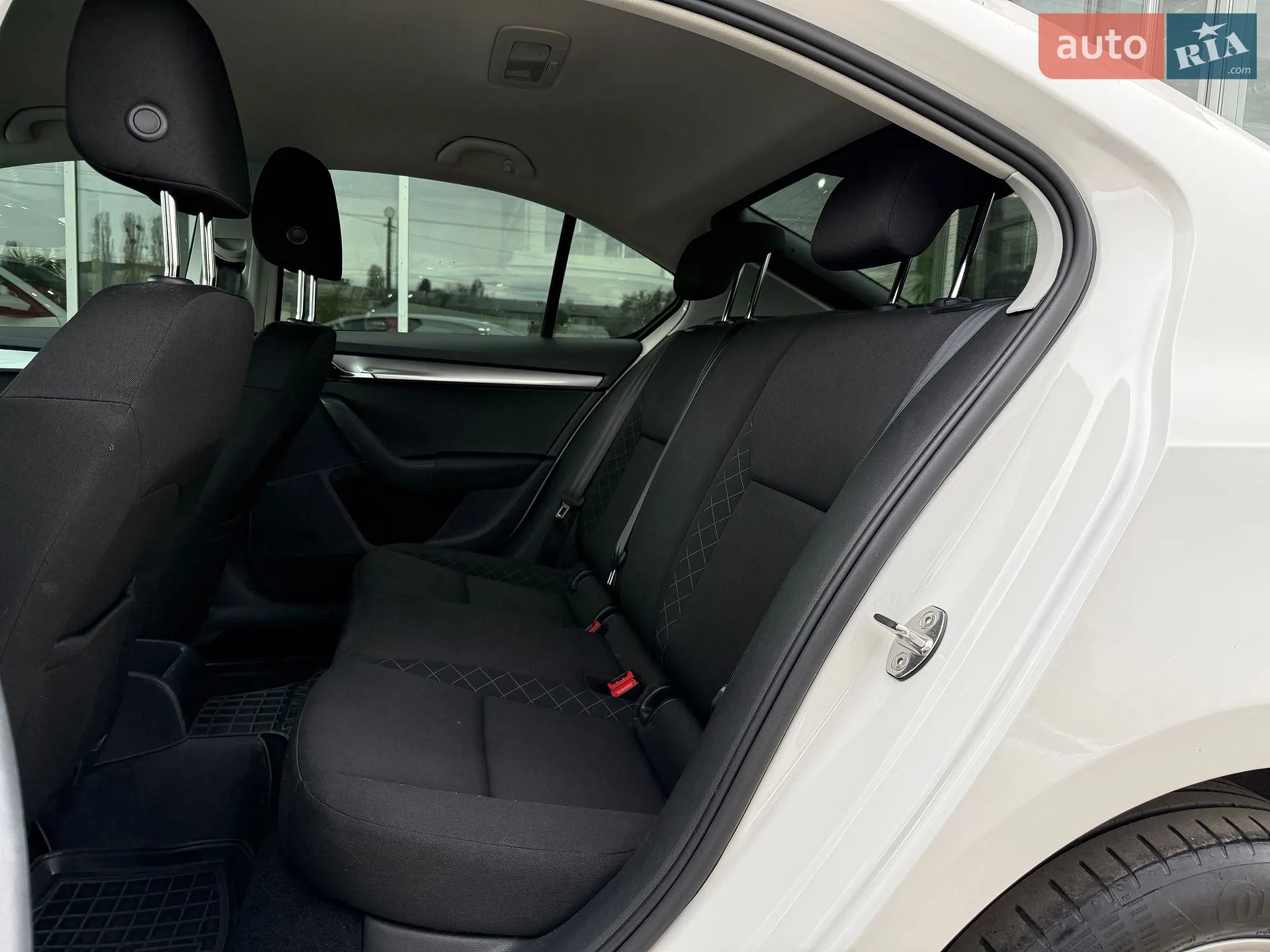 2019 Skoda Octavia - мініатюра 16