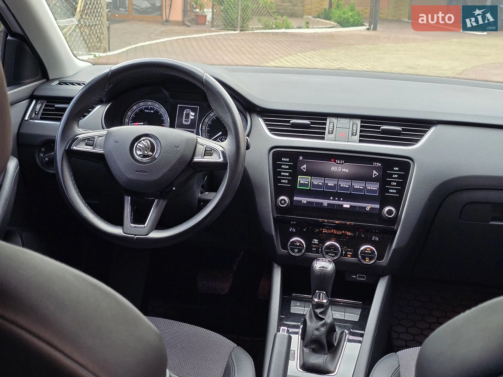 2019 Skoda Octavia - мініатюра 38