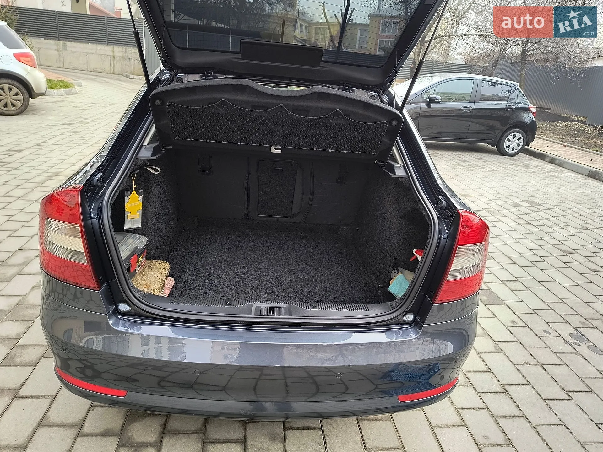 2011 Skoda Octavia - мініатюра 3