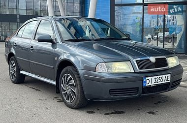 Лифтбек Skoda Octavia 2004 в Киеве