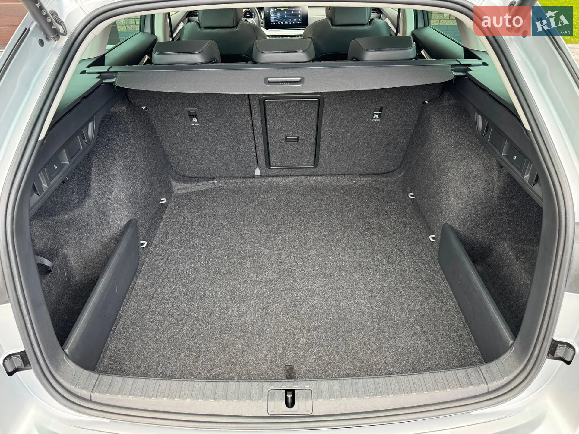2022 Skoda Octavia - мініатюра 61