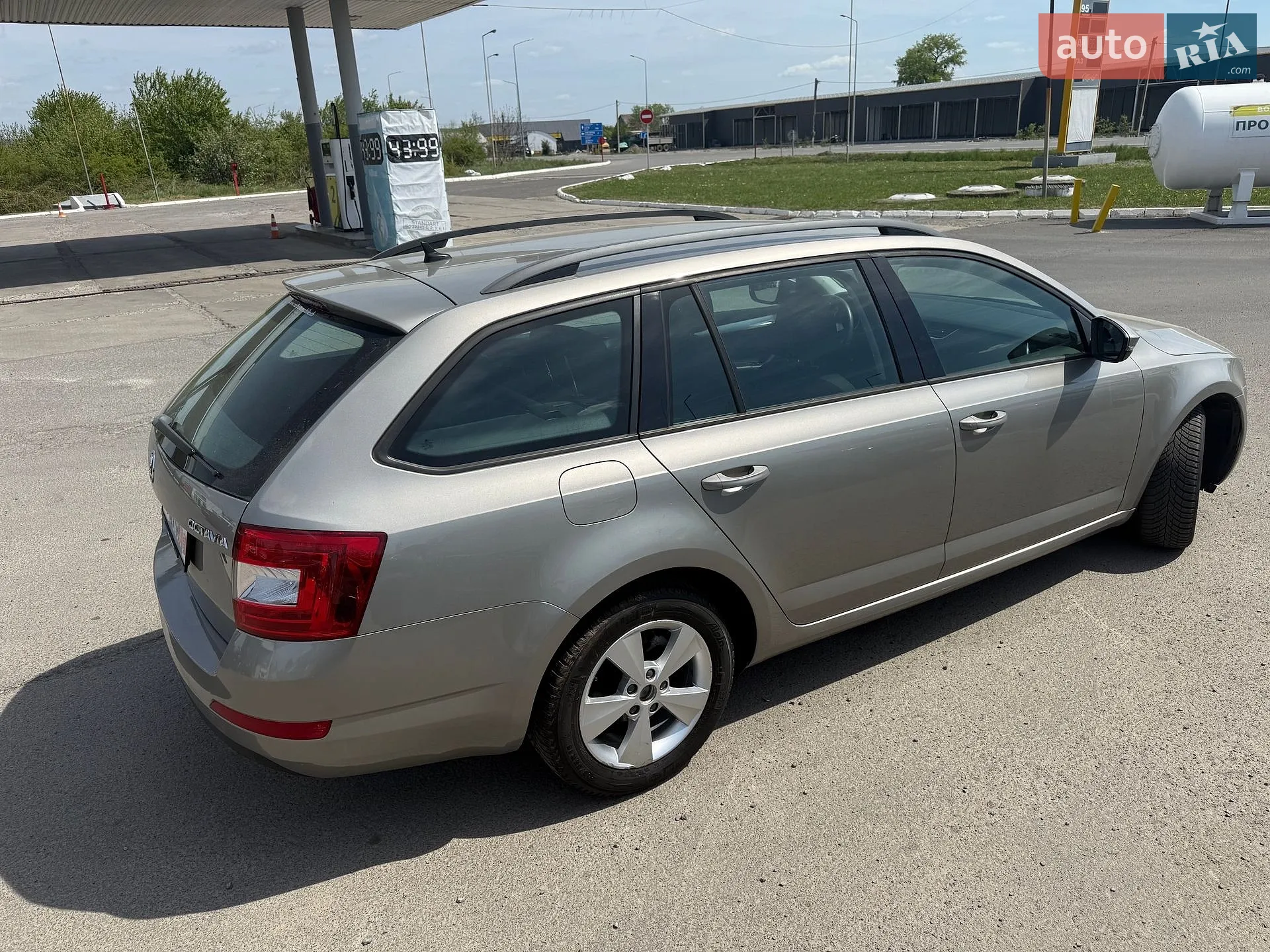 2015 Skoda Octavia - мініатюра 16