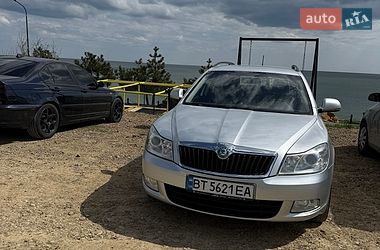Універсал Skoda Octavia 2012 в Херсоні