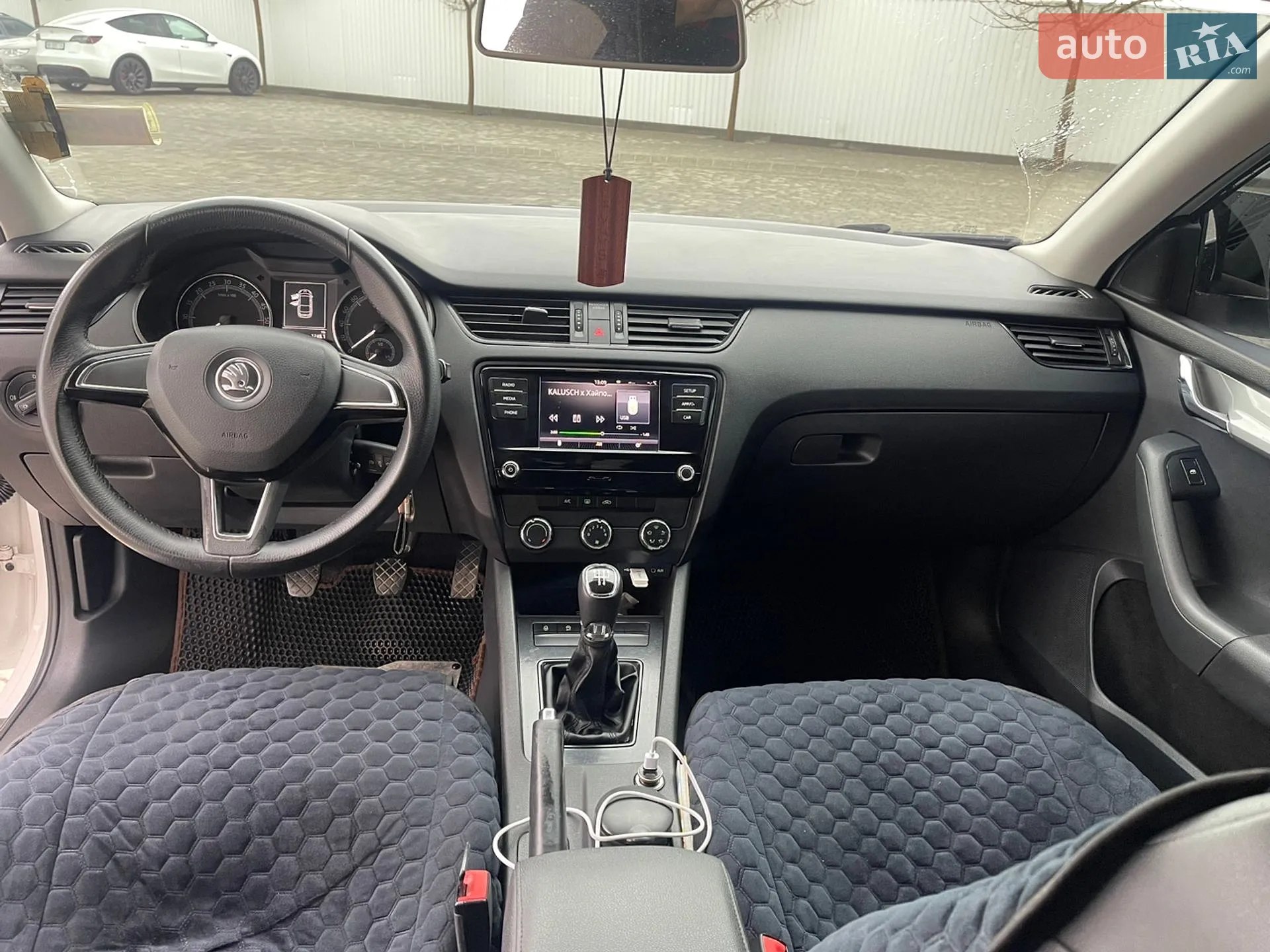 2017 Skoda Octavia - мініатюра 13