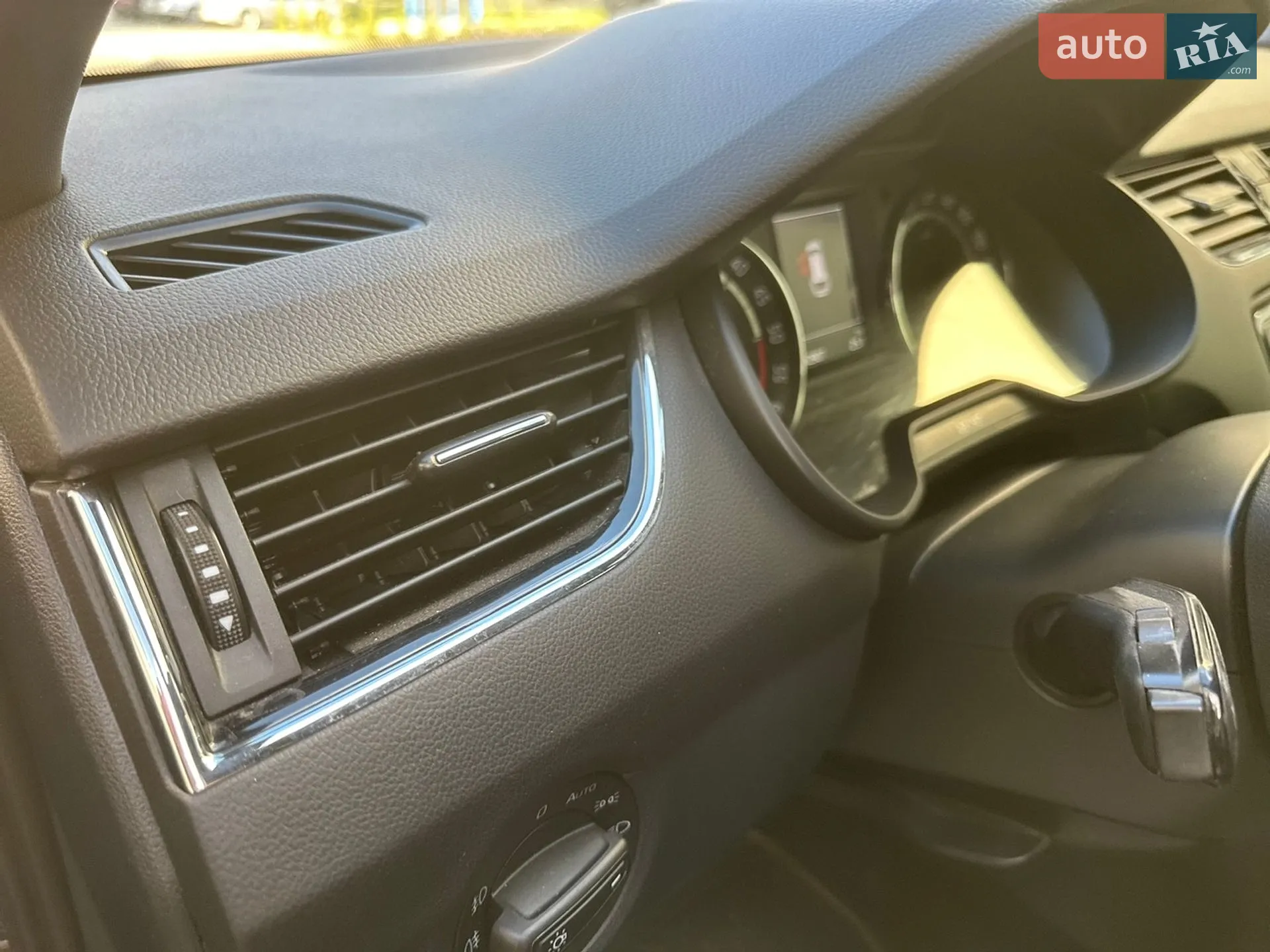 2013 Skoda Octavia - мініатюра 24