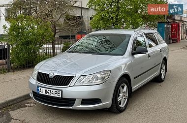 Универсал Skoda Octavia 2010 в Киеве