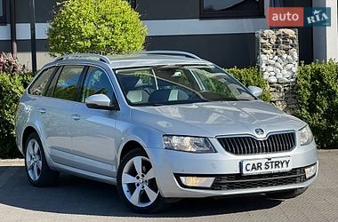 Универсал Skoda Octavia 2015 в Стрые