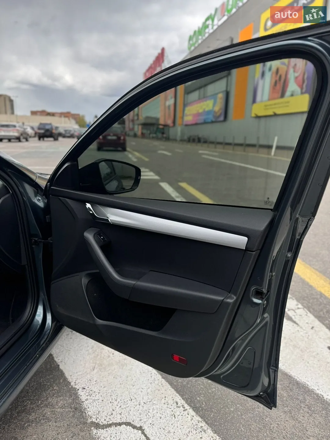 2015 Skoda Octavia - мініатюра 23