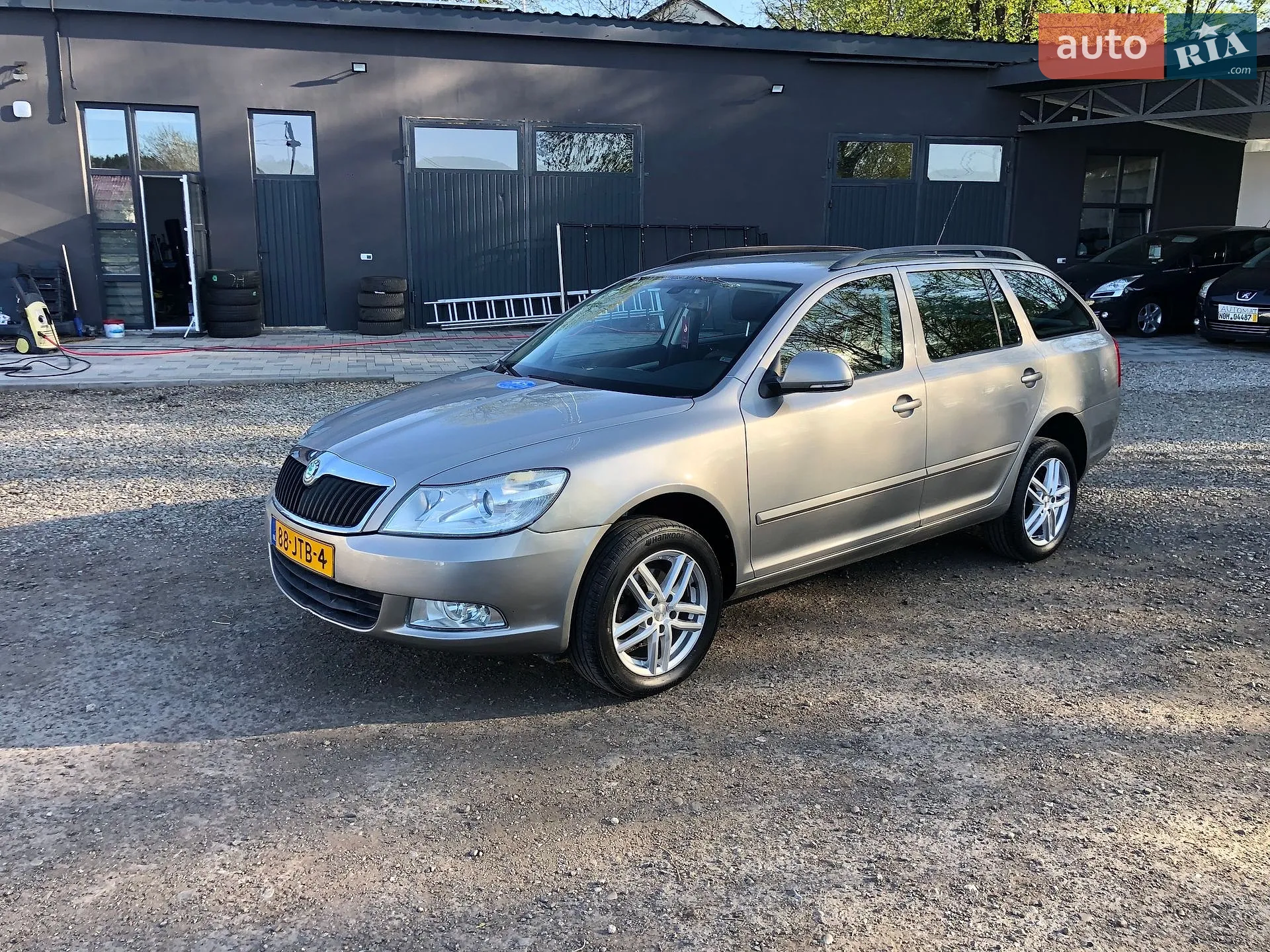 2011 Skoda Octavia - мініатюра 3
