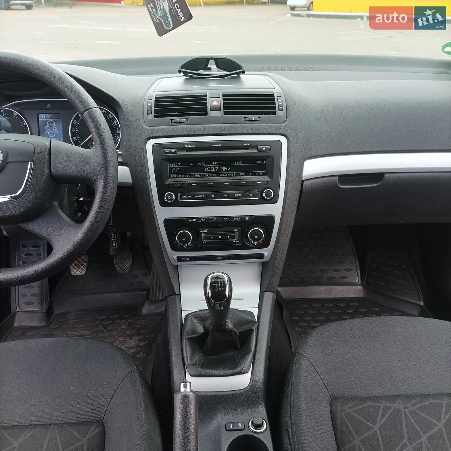 2011 Skoda Octavia - мініатюра 40