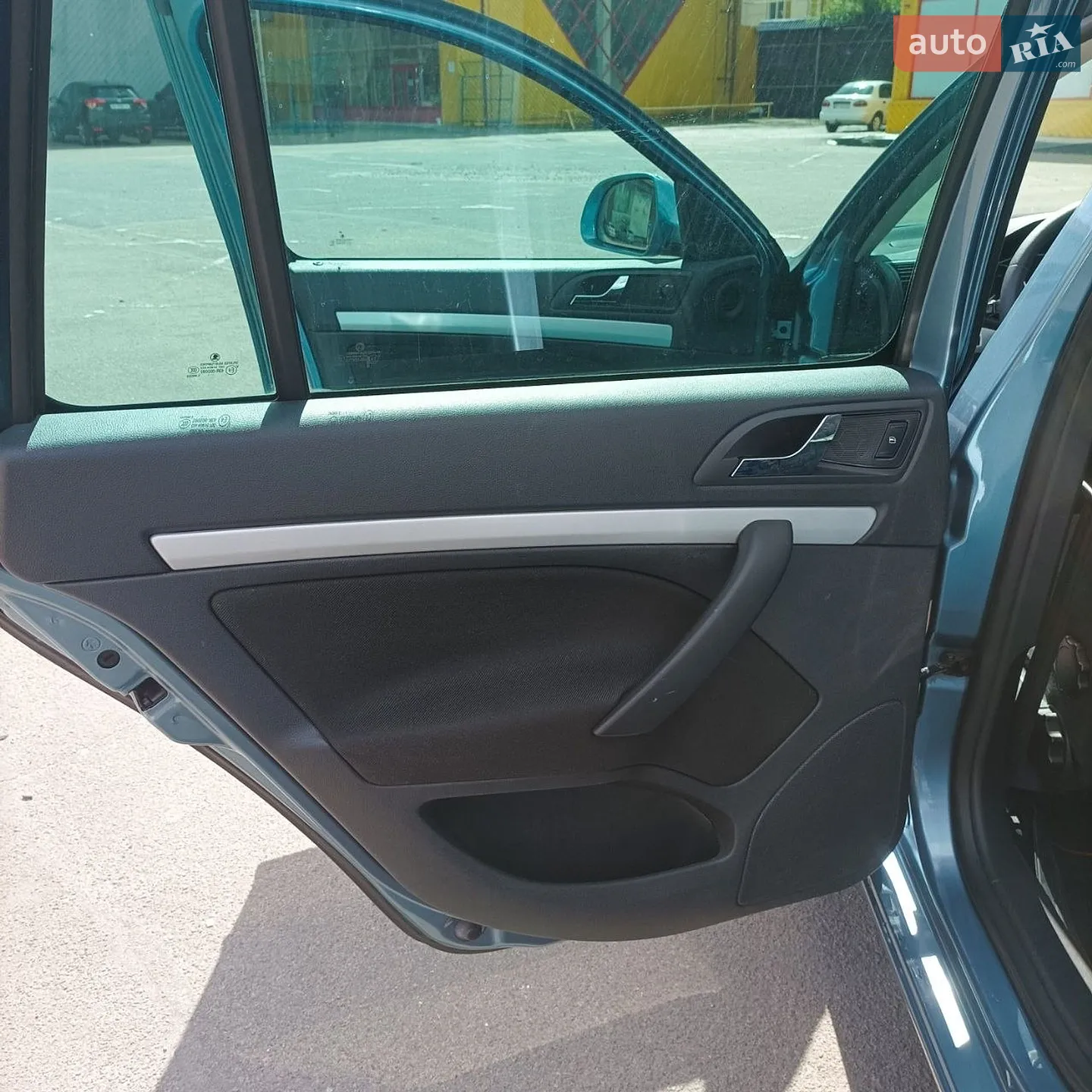 2011 Skoda Octavia - мініатюра 23