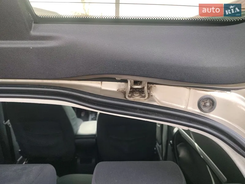 Skoda Octavia 2005 VIN TMBCA61Z352055435 фото оголошення 10 з 50
