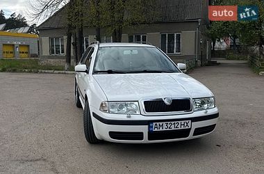 Універсал Skoda Octavia 2008 в Коростишеві