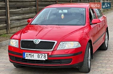 Лифтбек Skoda Octavia 2006 в Ивано-Франковске