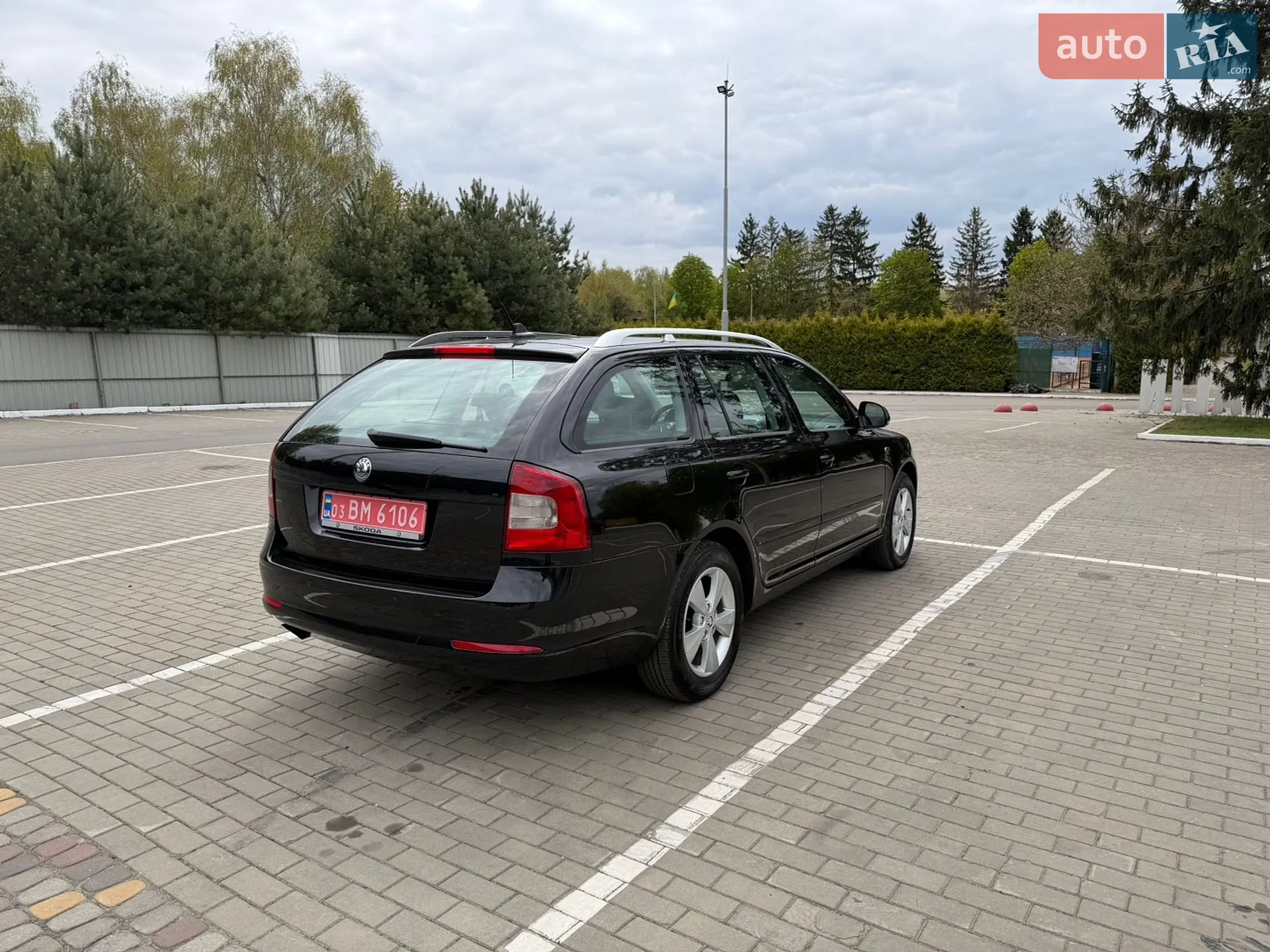 2010 Skoda Octavia - мініатюра 19