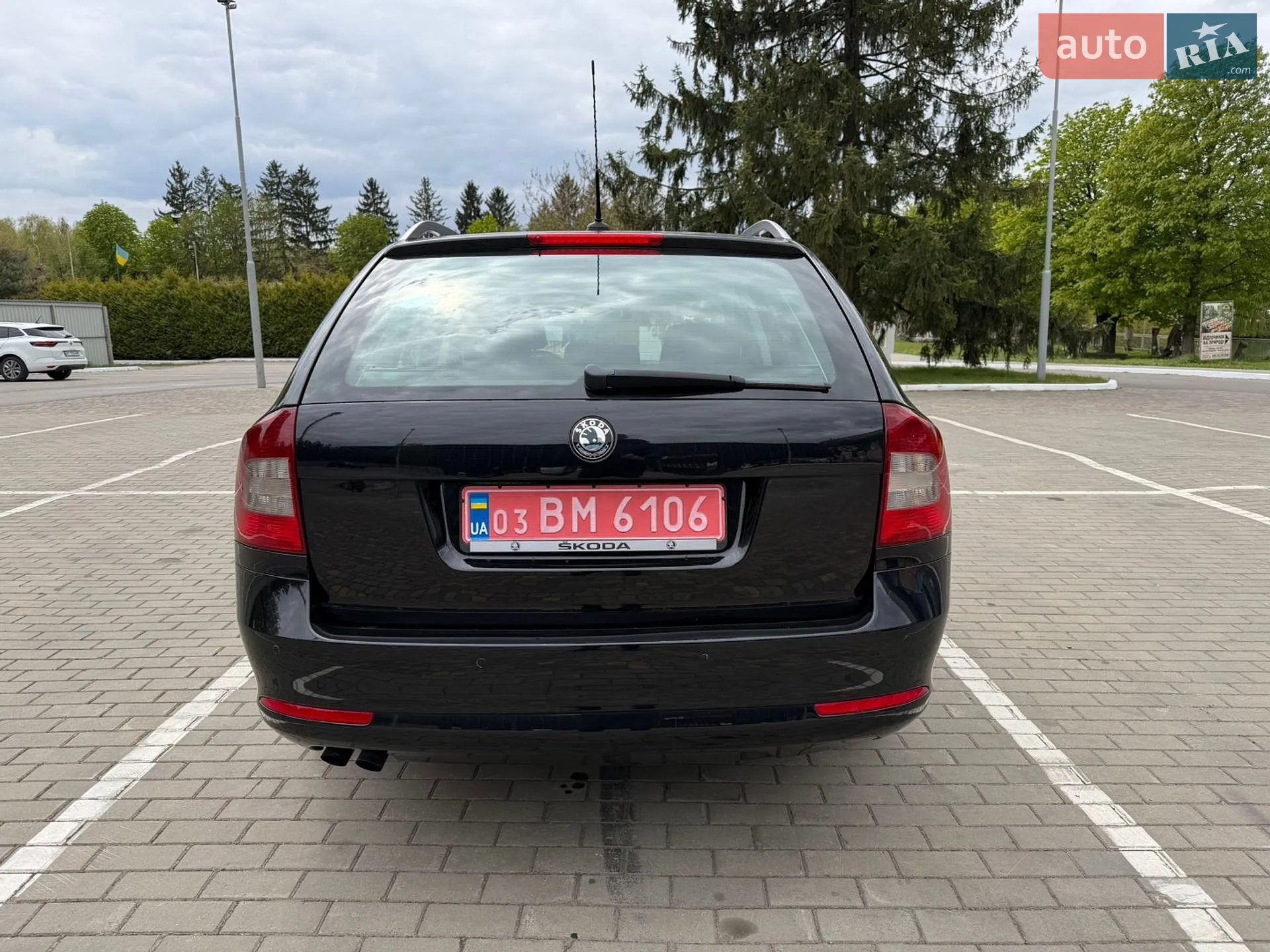 2010 Skoda Octavia - мініатюра 22