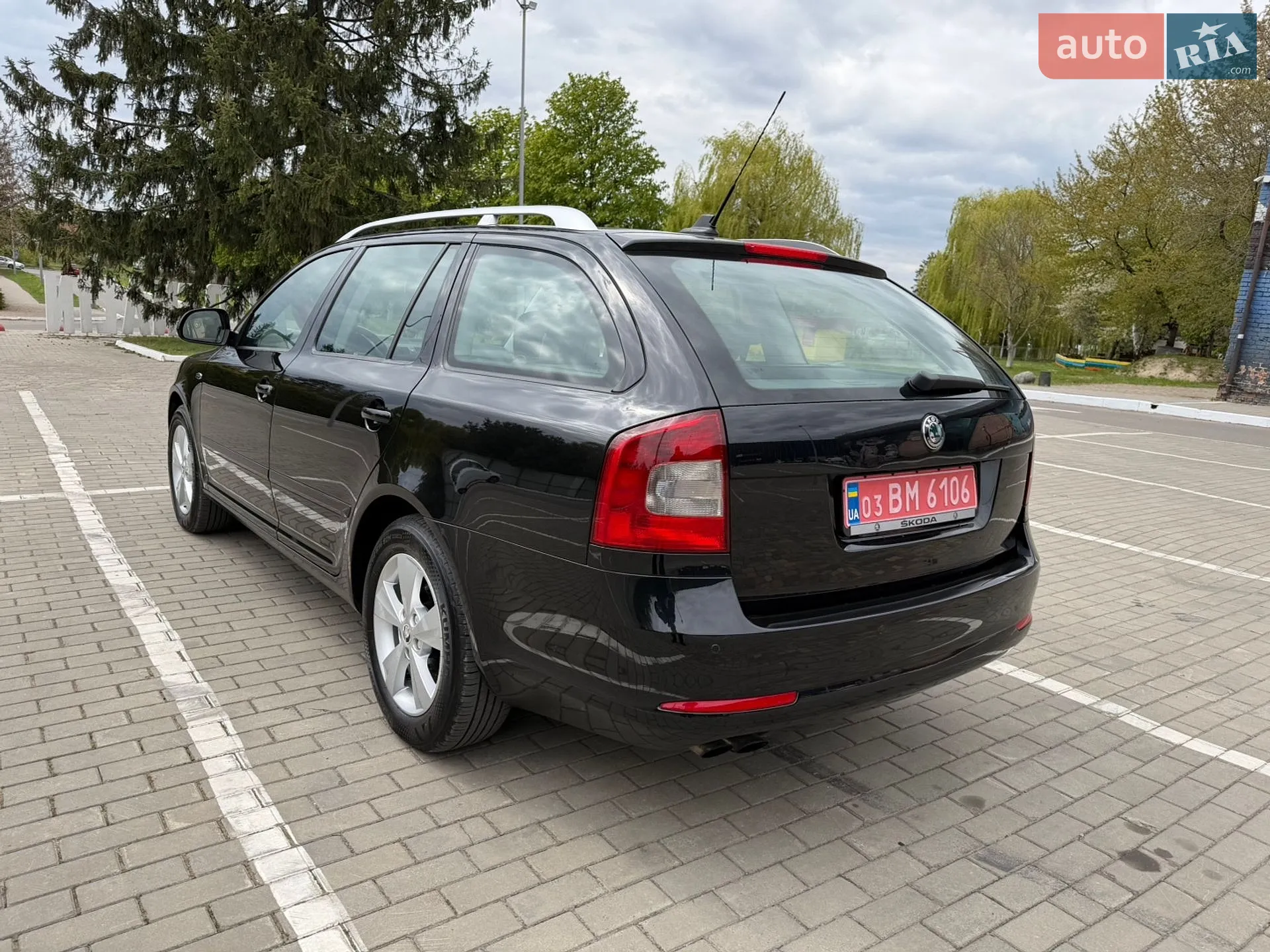 2010 Skoda Octavia - мініатюра 25