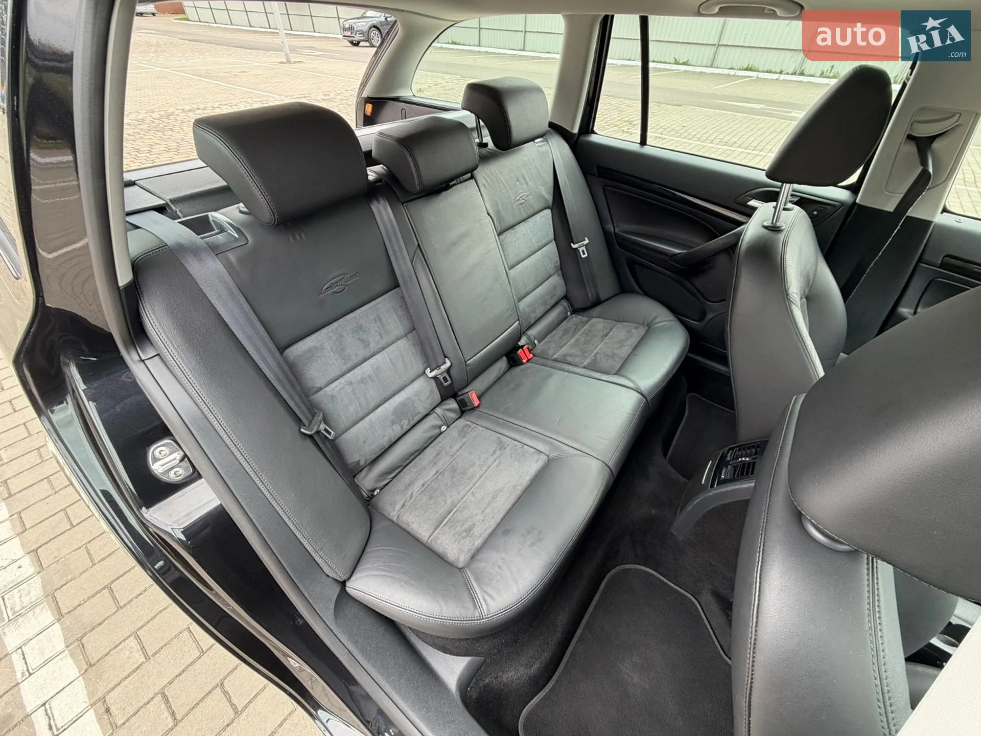2010 Skoda Octavia - мініатюра 75