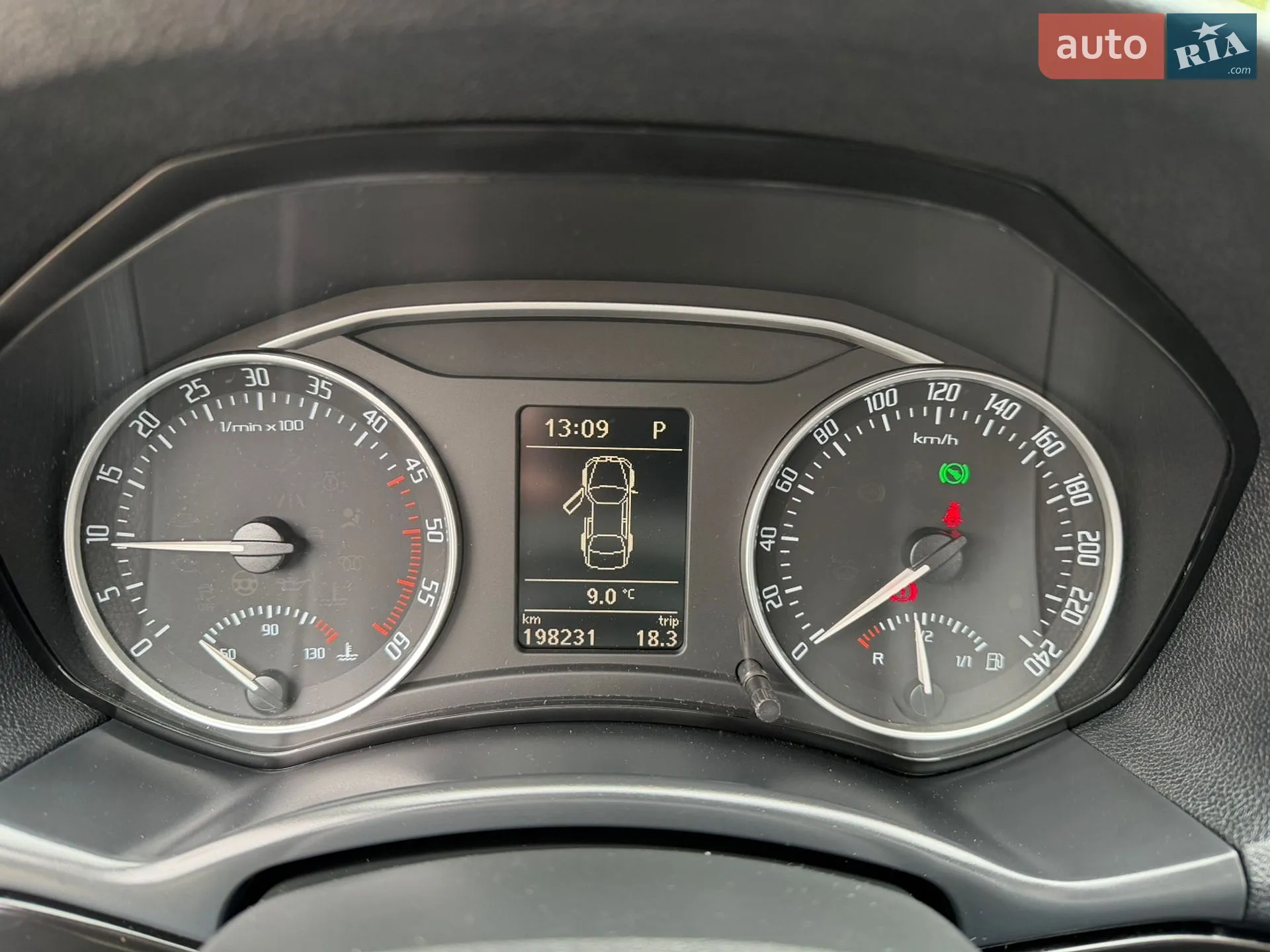 2010 Skoda Octavia - мініатюра 114
