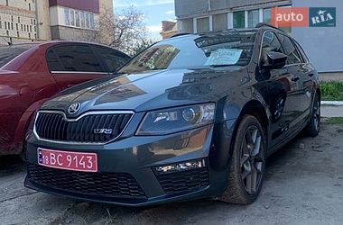 Универсал Skoda Octavia 2016 в Ромнах