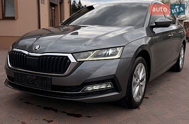 Ліфтбек Skoda Octavia 2022 в Івано-Франківську