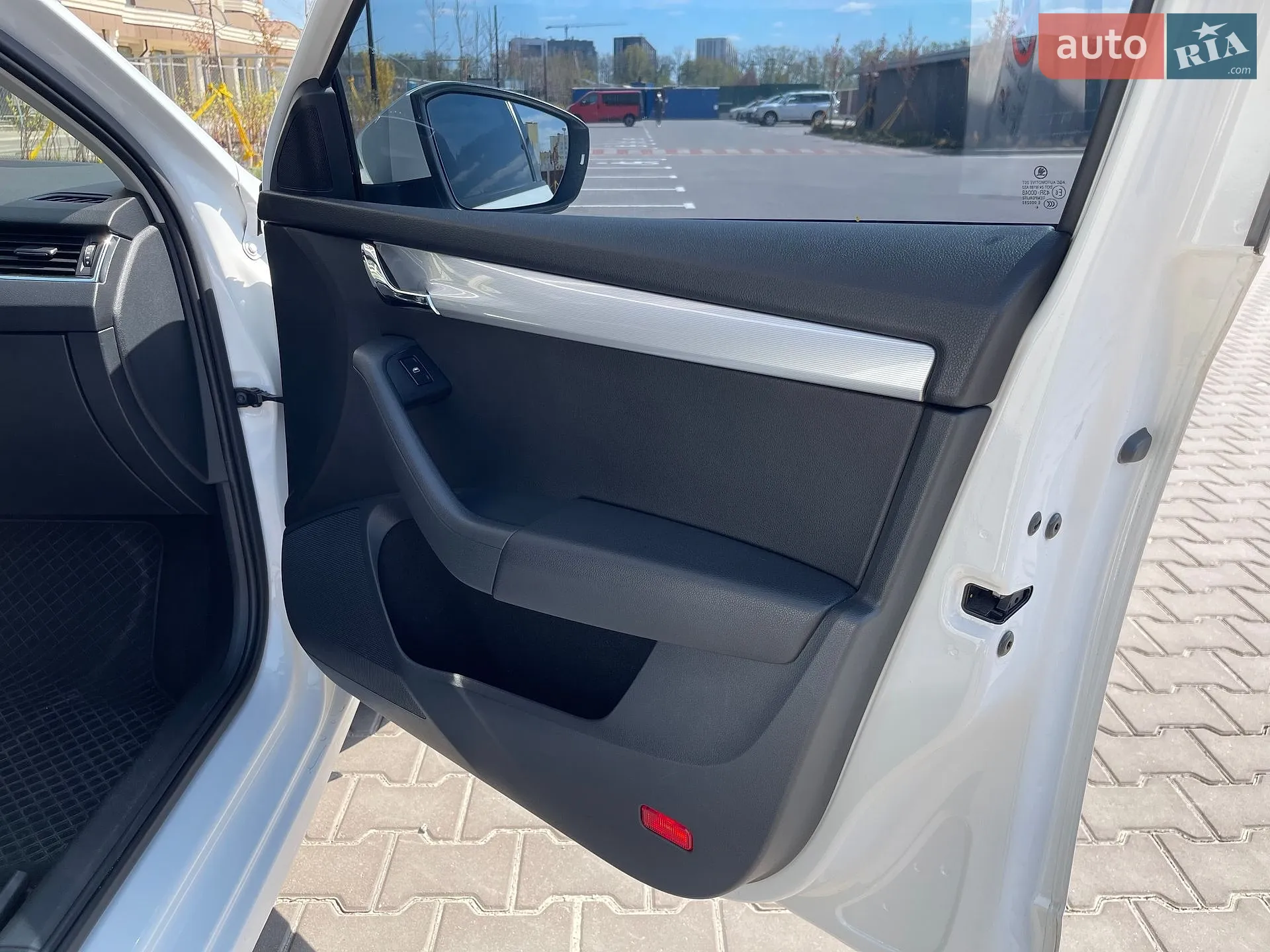 2015 Skoda Octavia - мініатюра 50