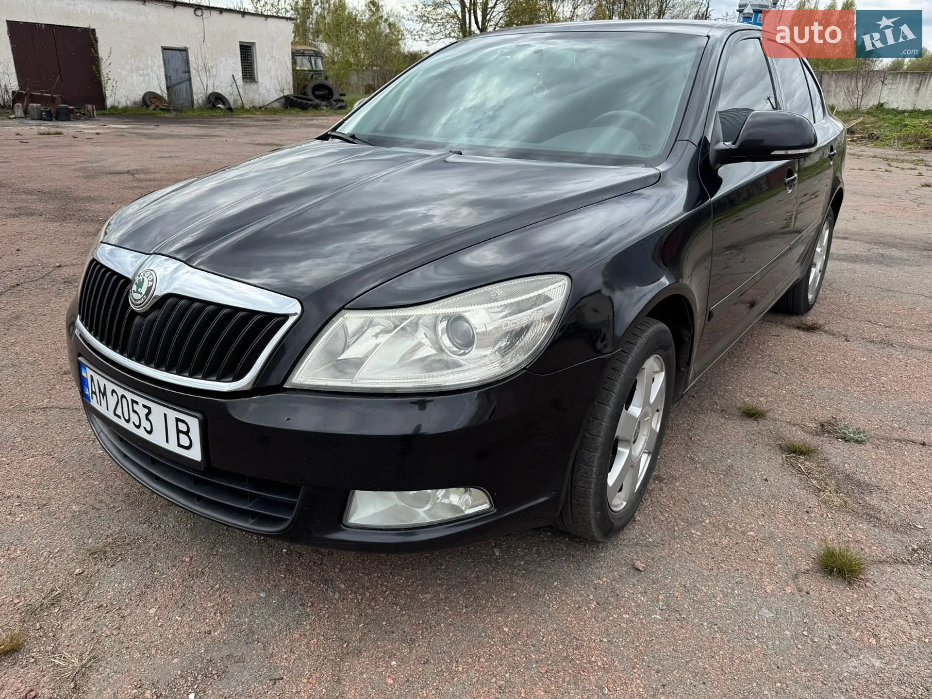 2010 Skoda Octavia - фото 1