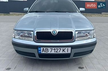 Лифтбек Skoda Octavia 2003 в Гайсине