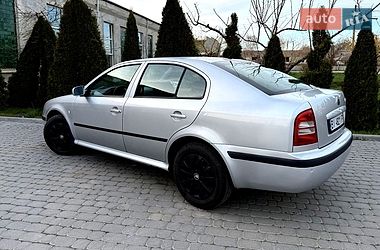 Лифтбек Skoda Octavia 2005 в Ильинцах