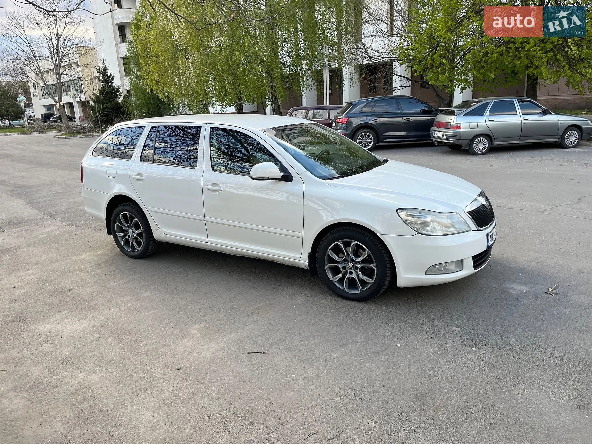 2010 Skoda Octavia - мініатюра 12