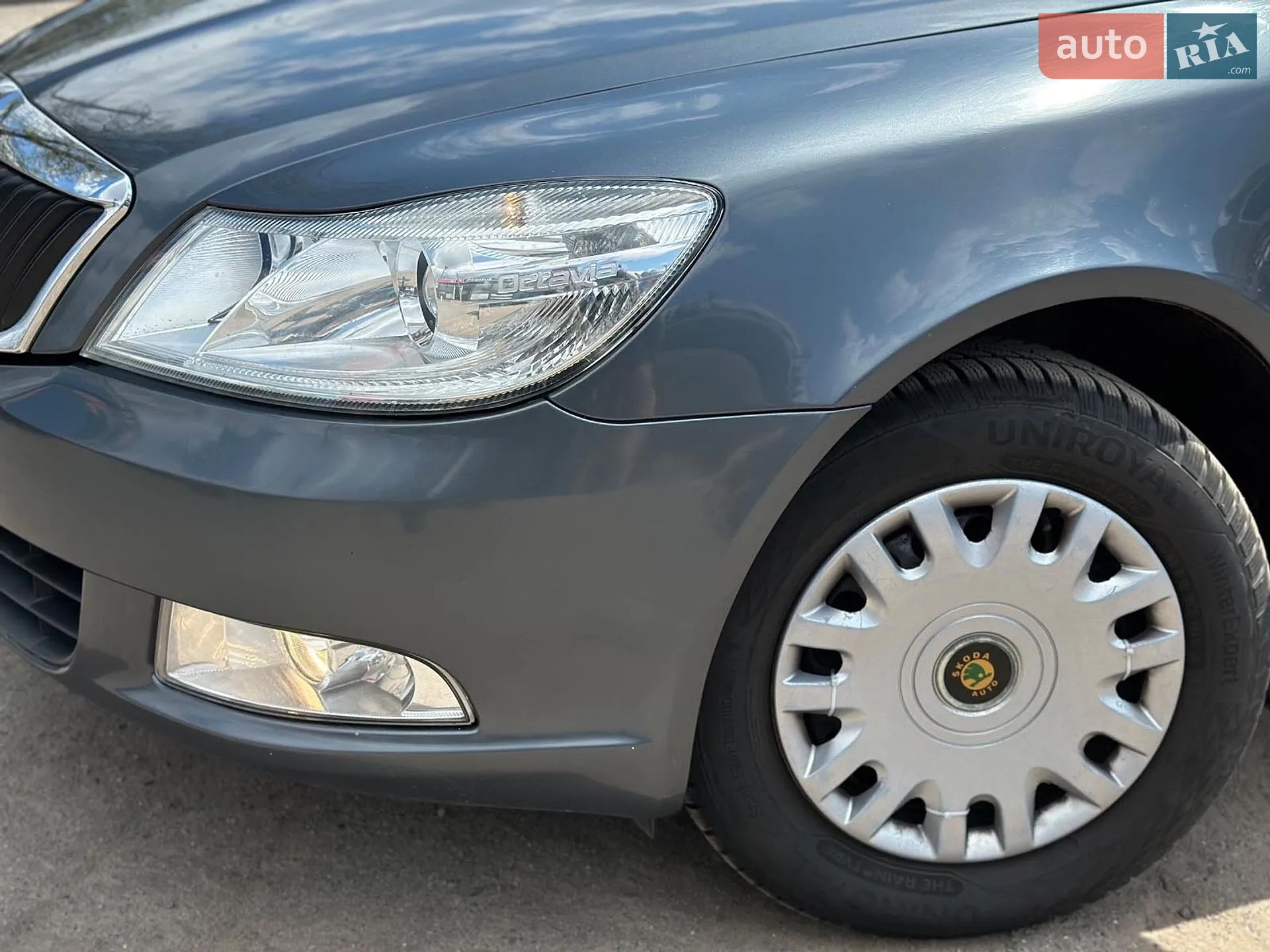 2010 Skoda Octavia - мініатюра 2