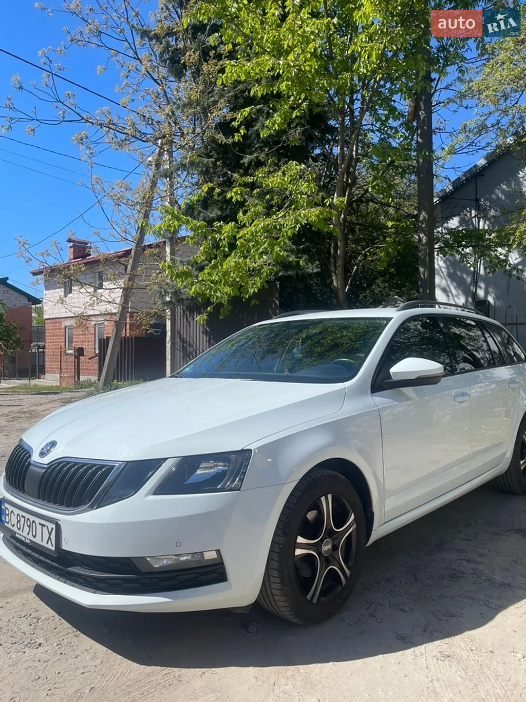 2017 Skoda Octavia - мініатюра 2