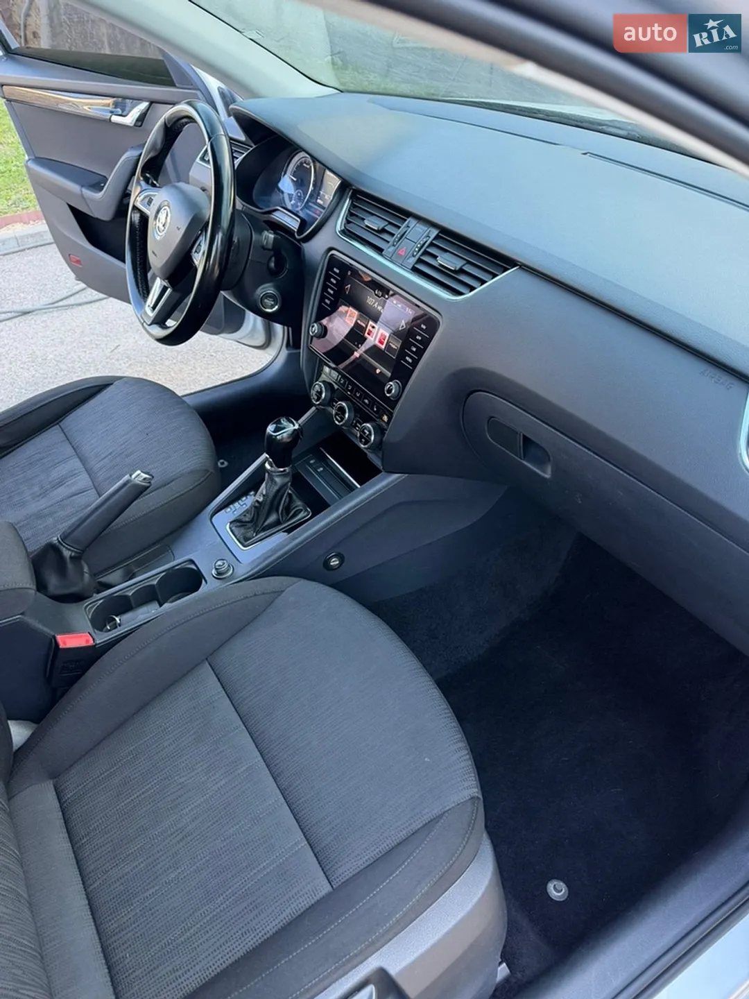 2017 Skoda Octavia - мініатюра 8