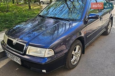 Лифтбек Skoda Octavia 2000 в Львове