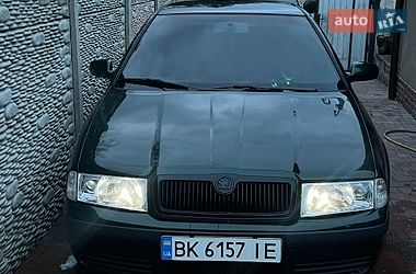 Лифтбек Skoda Octavia 2002 в Ровно