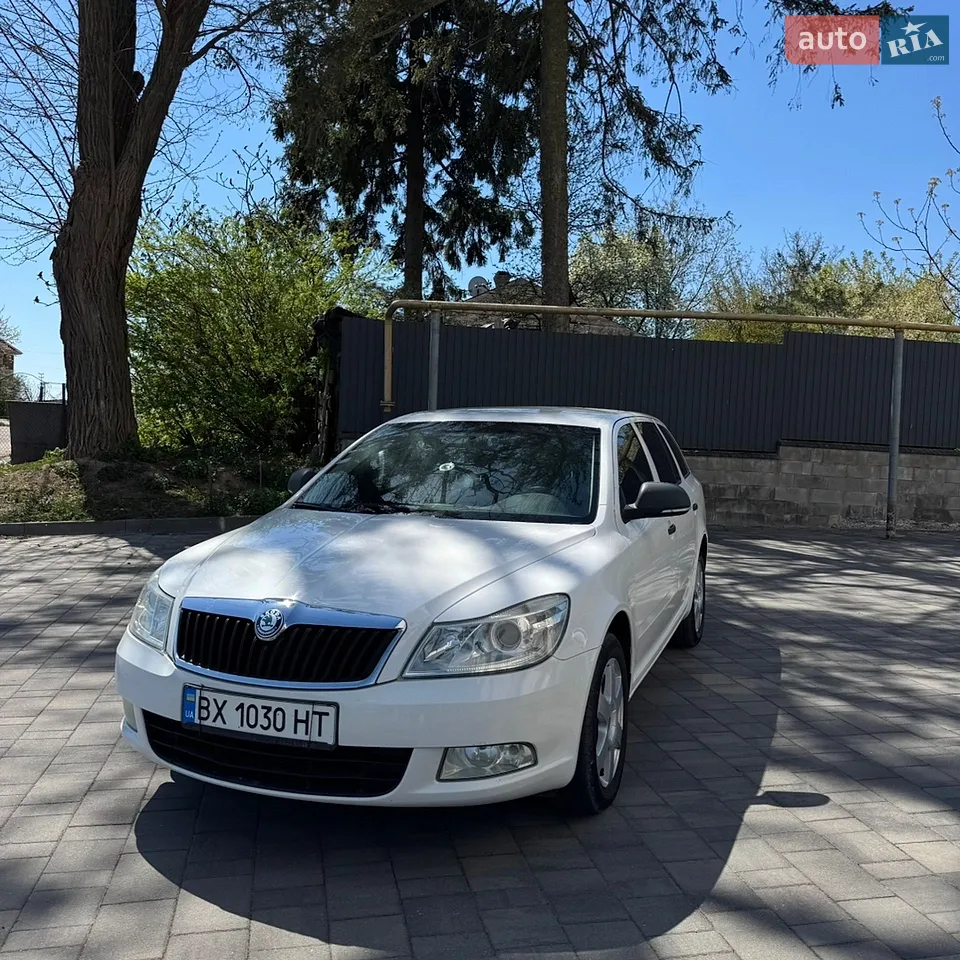 2010 Skoda Octavia - мініатюра 19