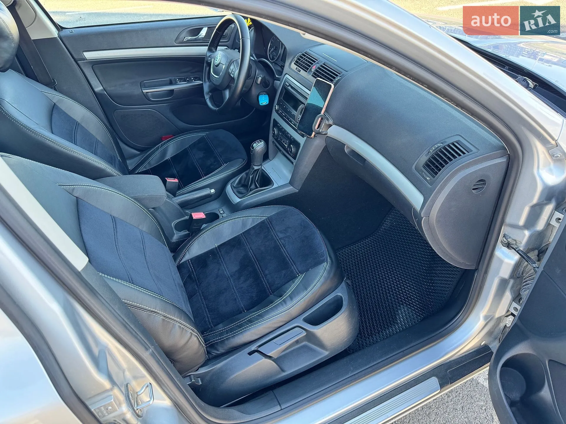 2012 Skoda Octavia - мініатюра 13