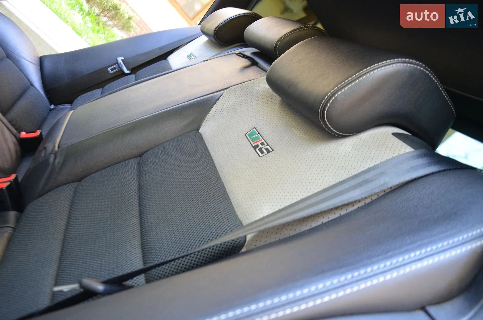 2010 Skoda Octavia - мініатюра 52