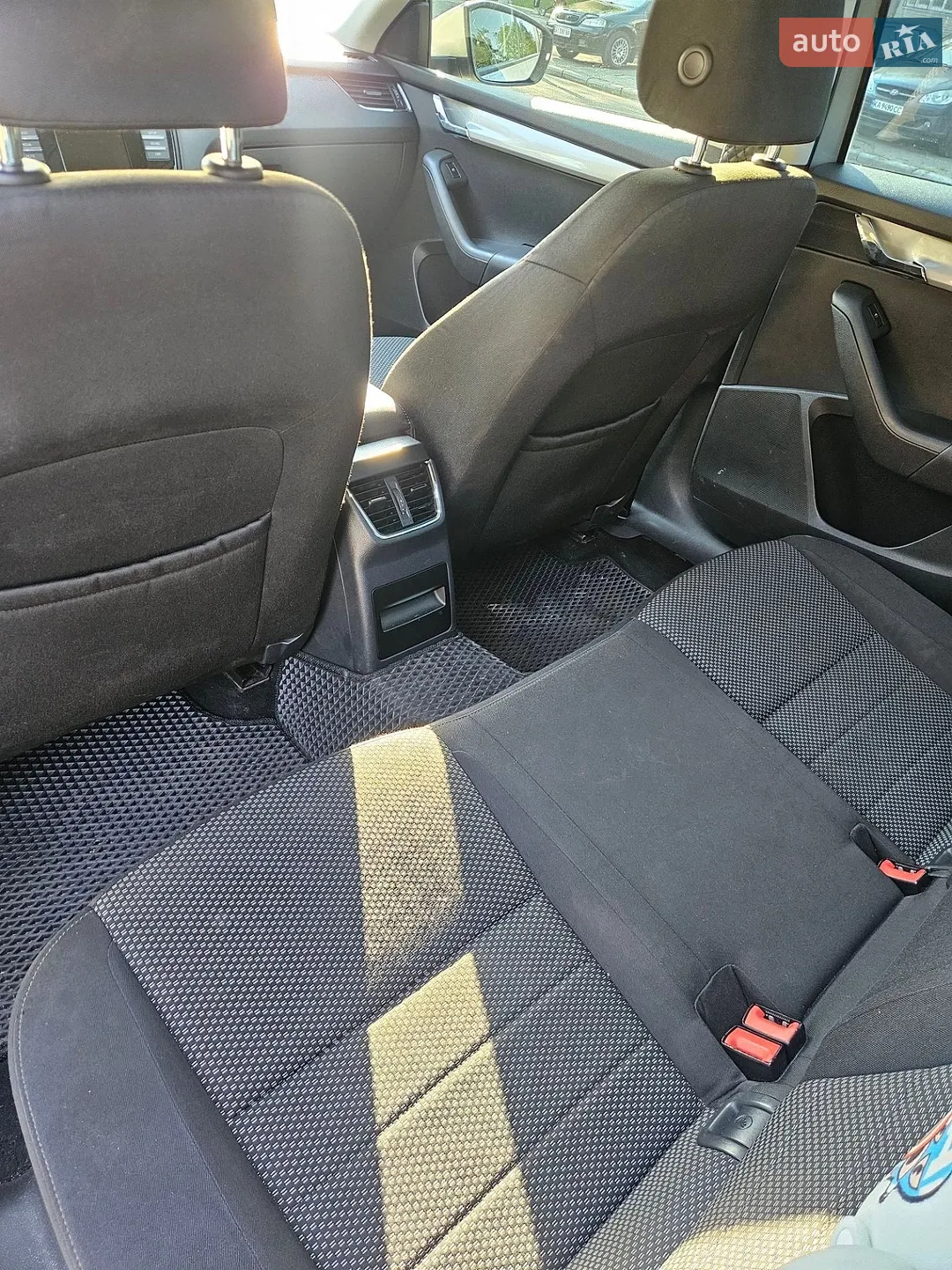 2013 Skoda Octavia - мініатюра 17