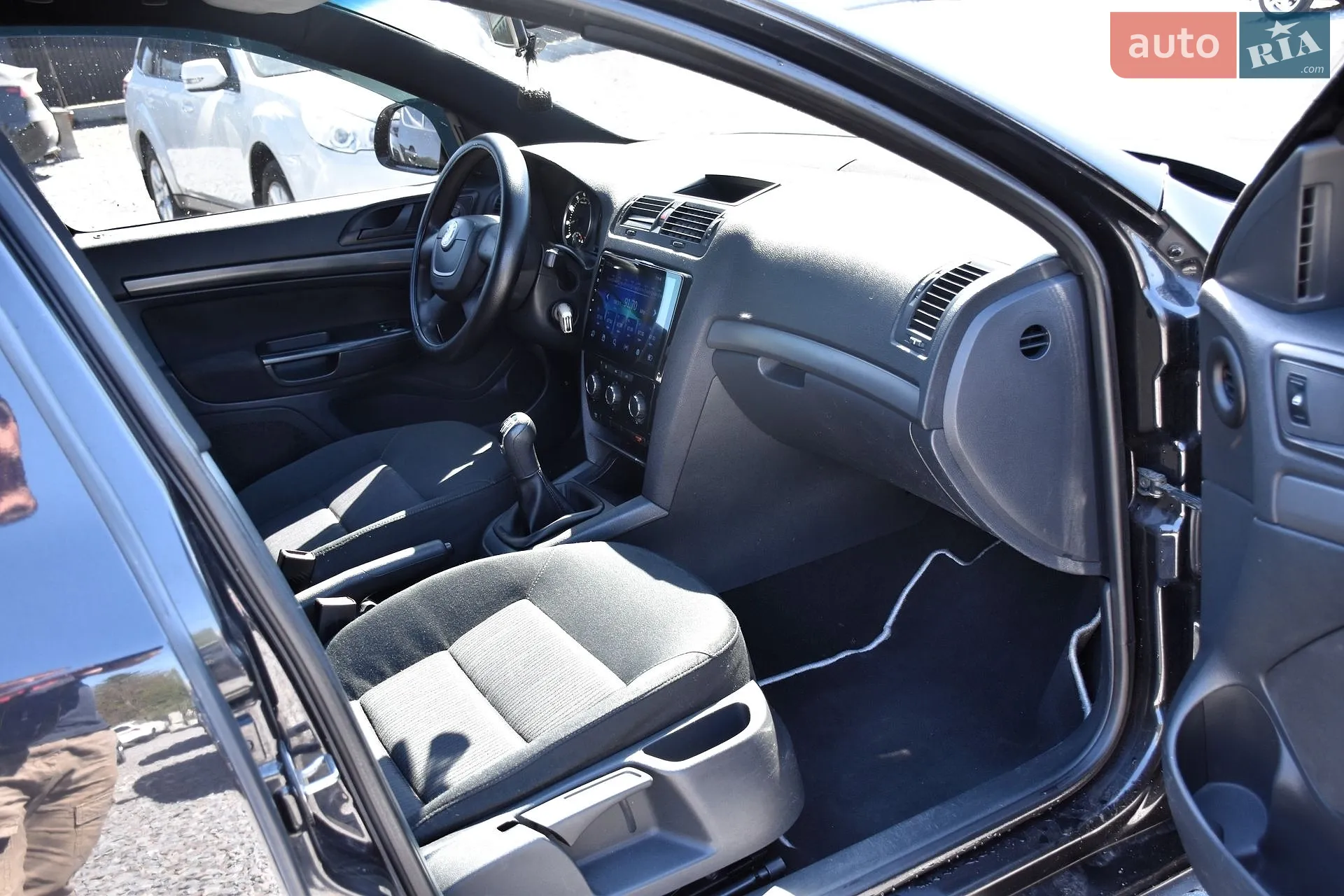 2011 Skoda Octavia - мініатюра 30