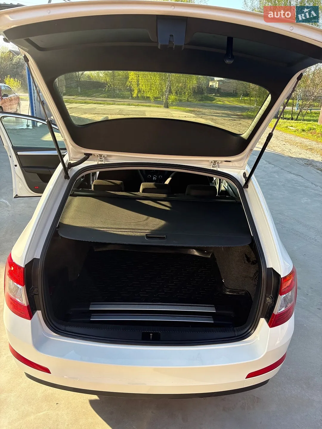 2013 Skoda Octavia - мініатюра 22