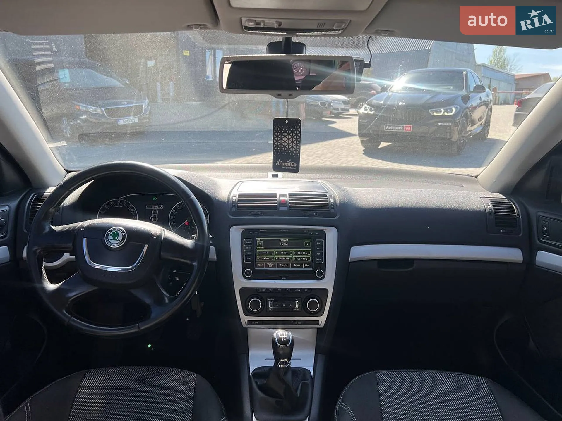2010 Skoda Octavia - мініатюра 42