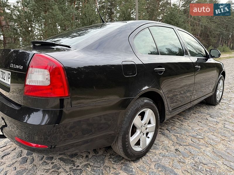 Ліфтбек Skoda Octavia 2009 в Охтирці